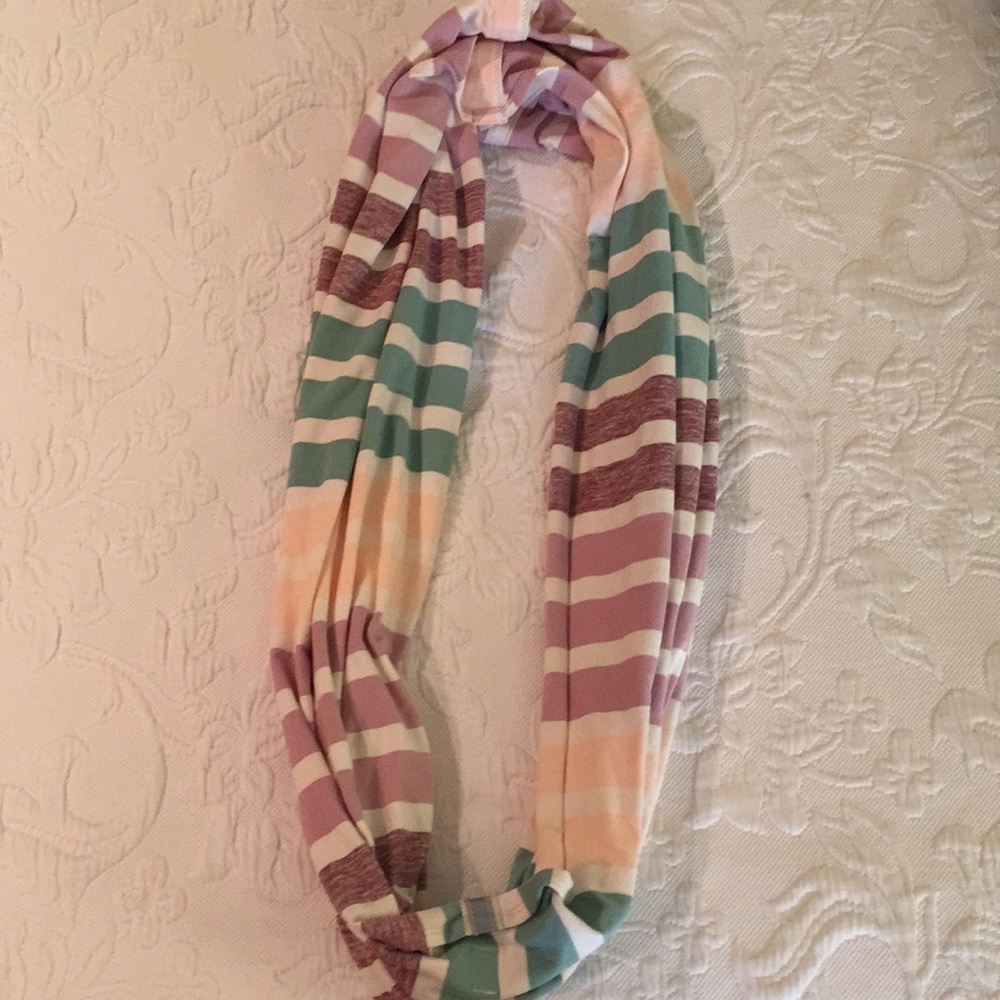 Lulu lemon vinyasa scarf
